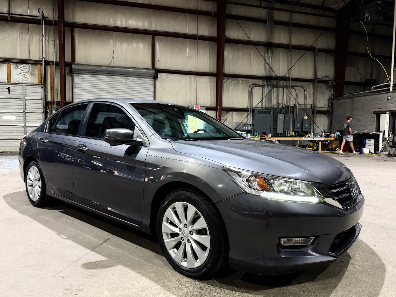 Used 2013 Honda Accord Touring image 2