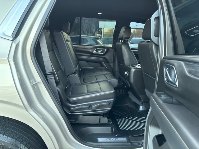 Used 2021 GMC Yukon SLT w/ SLT Luxury Plus Package AWD/4WD image 39