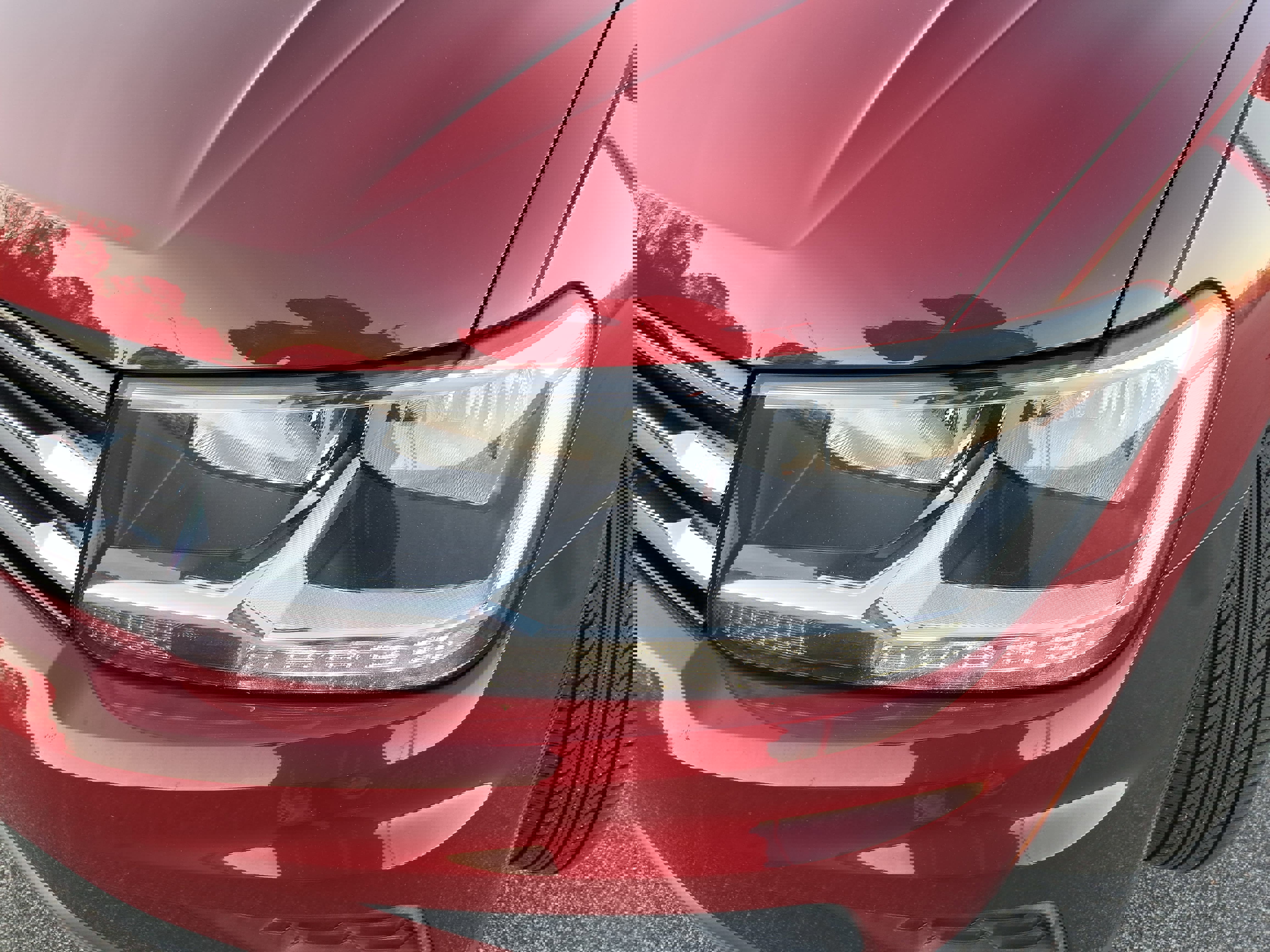 Certified 2019 Volkswagen Tiguan SE w/ Panoramic Sunroof Package image 30