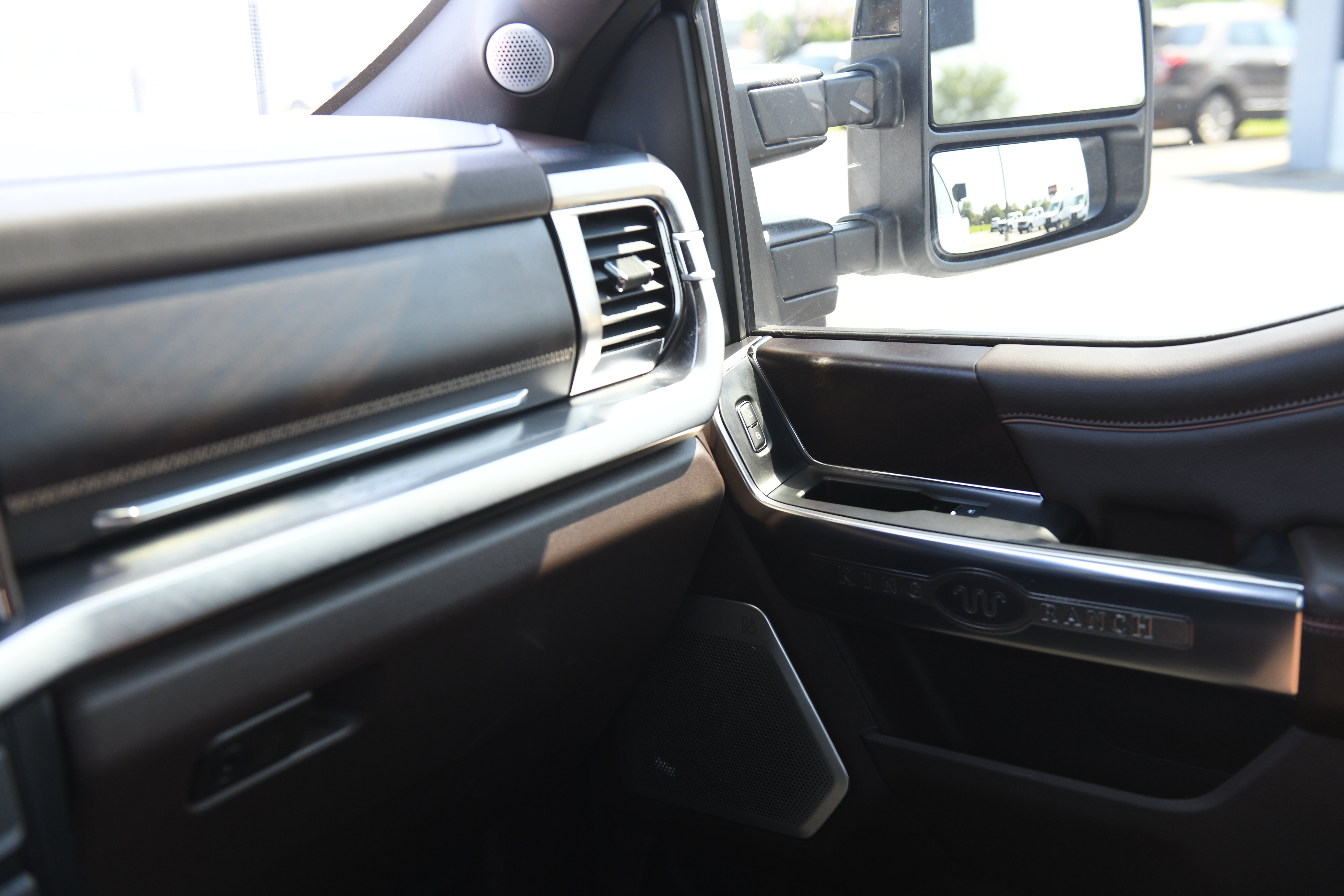 Used 2024 Ford F250 King Ranch w/ Tremor Off-Road Package AWD/4WD image 25