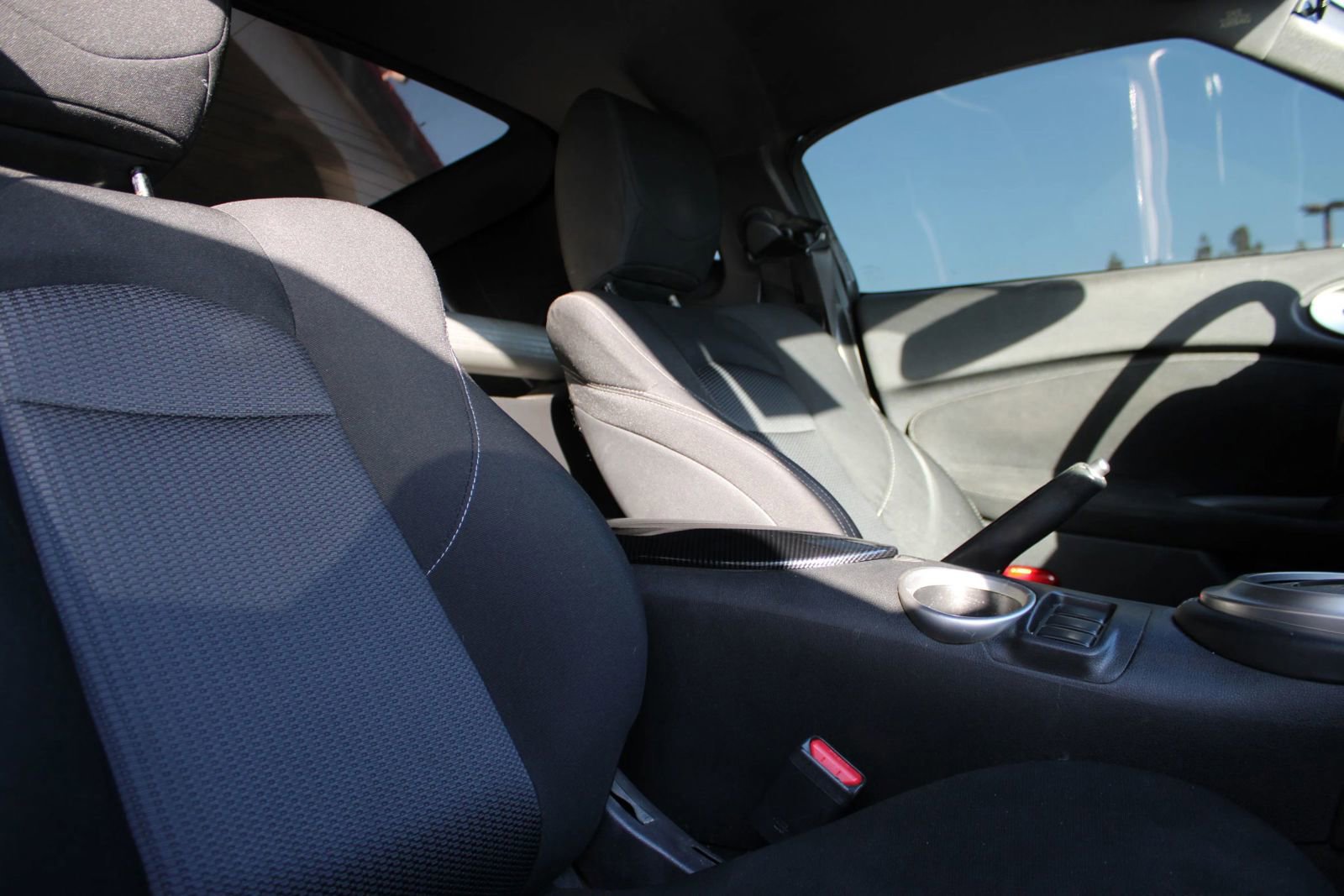 Used 2014 Nissan 370Z Coupe image 16