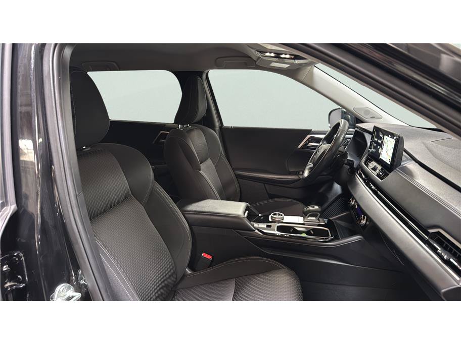 Used 2025 Mitsubishi Outlander ES FWD image 25