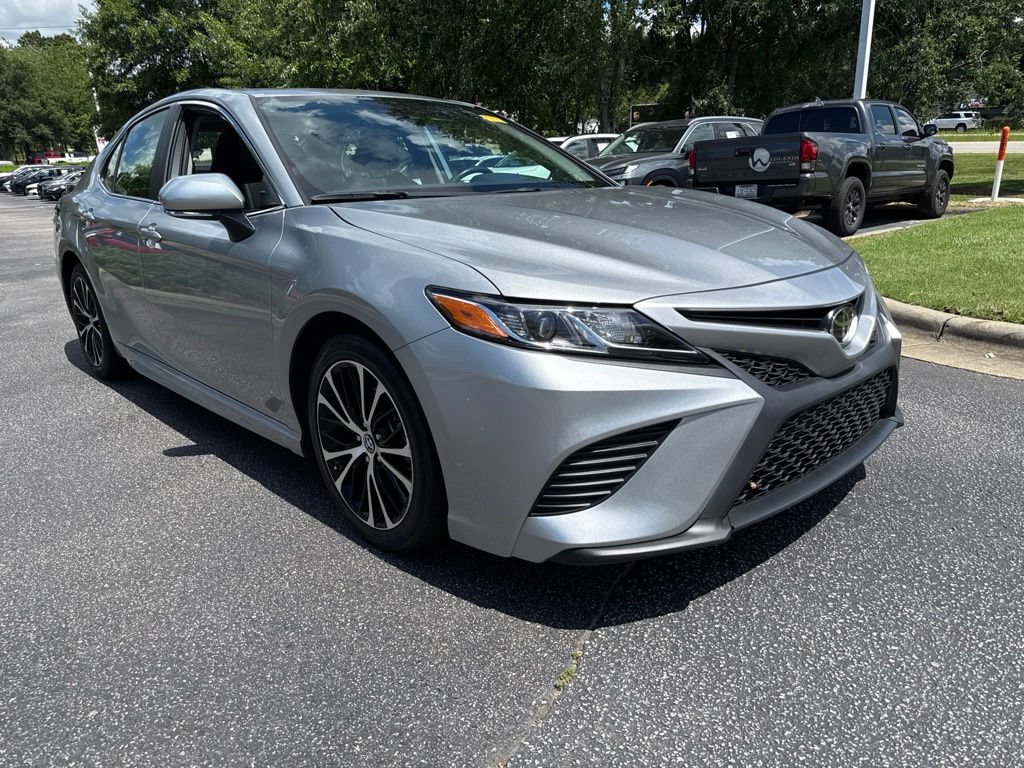 Used 2019 Toyota Camry SE w/ Audio Package FWD image 7