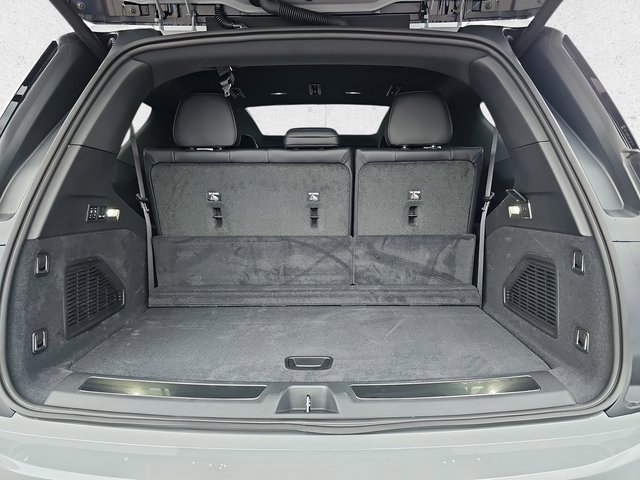 New 2026 Cadillac Escalade IQL Sport 1 w/ LPO, ONYX Package image 13