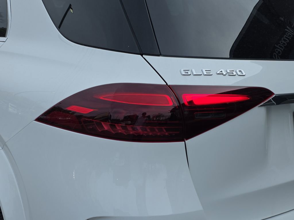 New 2026 Mercedes-Benz GLE 450 4MATIC image 11