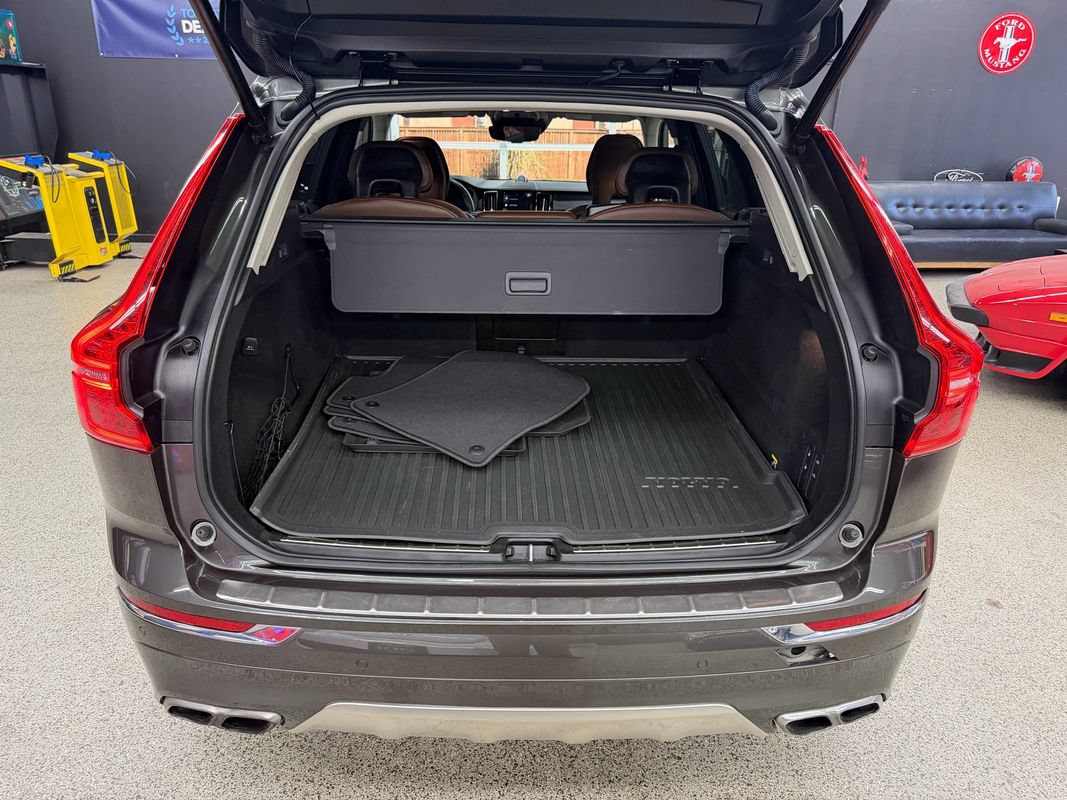 Used 2019 Volvo XC60 T6 Inscription w/ Protection Package Premier AWD/4WD image 15