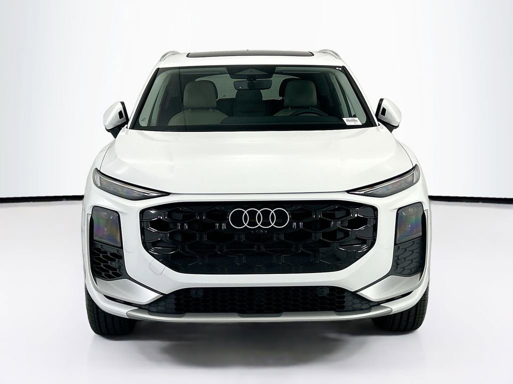 Used 2026 Audi Q3 quattro 2.0T AWD/4WD image 2