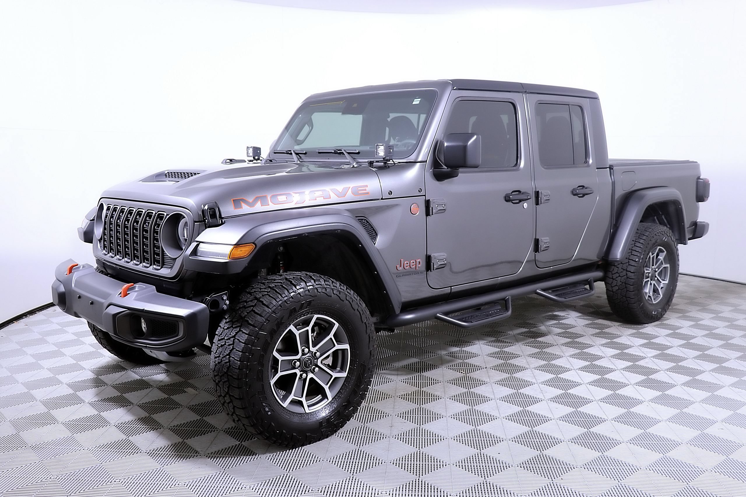 Used 2025 Jeep Gladiator Mojave w/ Safety Group AWD/4WD image 3