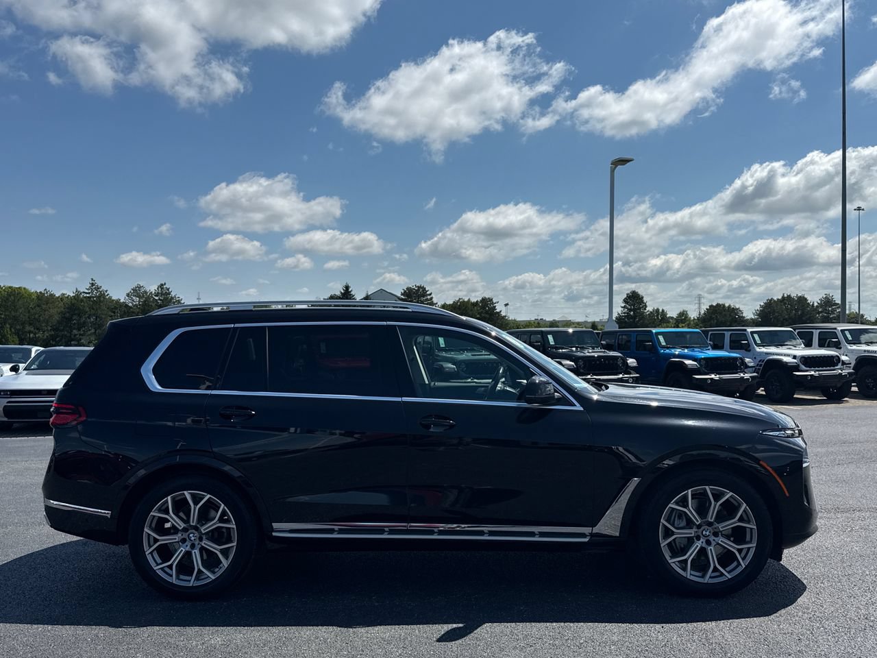 Used 2026 BMW X7 xDrive40i AWD/4WD image 22