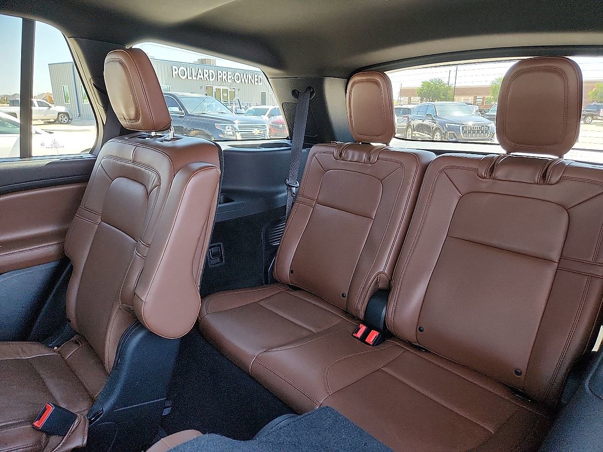 Used 2022 Lincoln Aviator Reserve w/ Equipment Group 201A AWD/4WD image 5