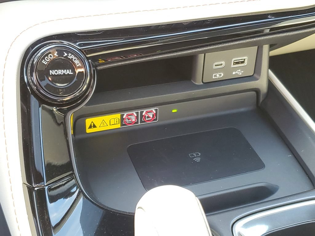 Used 2024 Lexus NX 350 AWD w/ Vision Package image 18