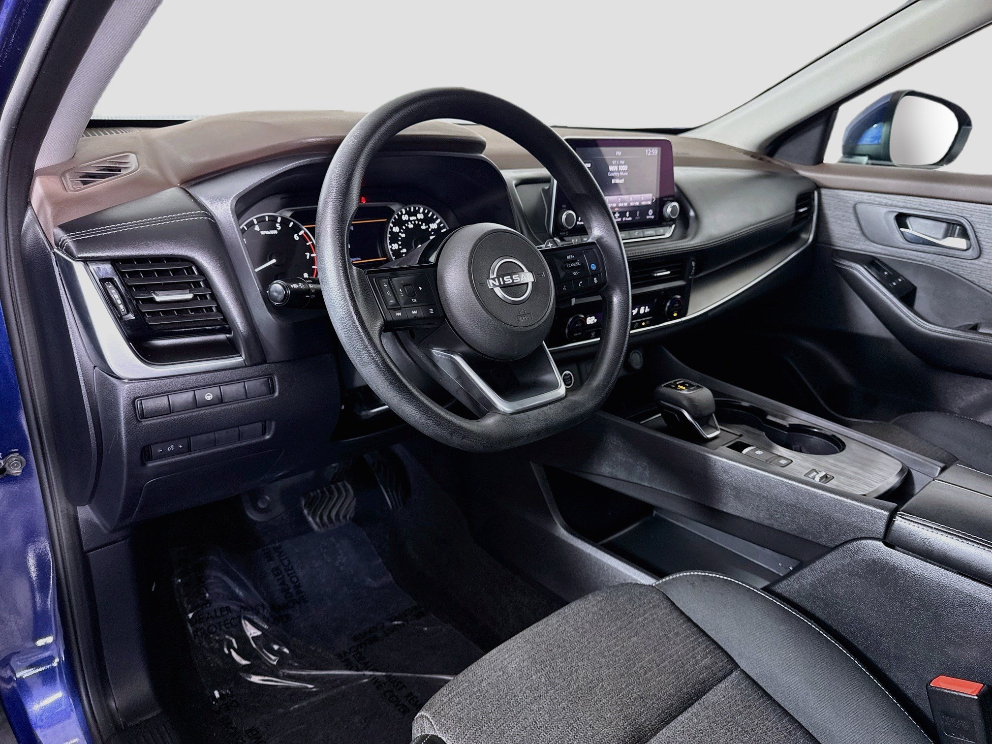 Used 2023 Nissan Rogue SV FWD image 23