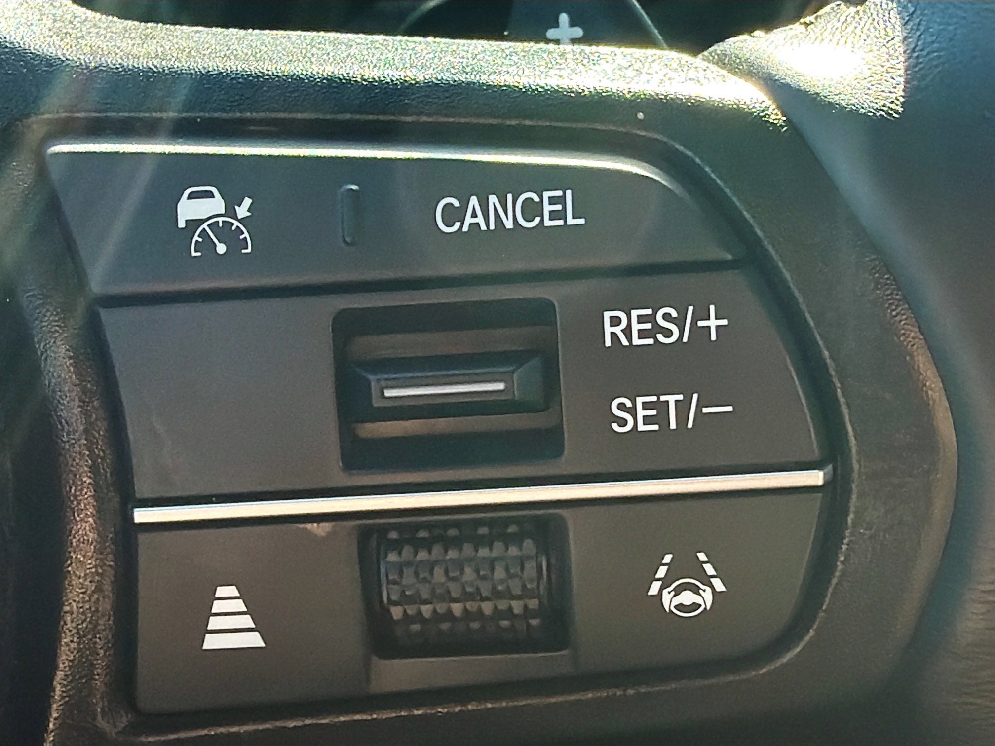 Used 2023 Honda Accord EX-L image 36