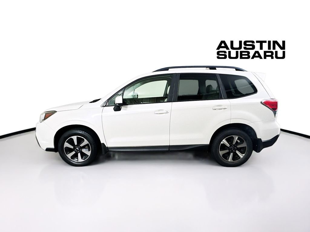 Used 2017 Subaru Forester 2.5i Premium AWD/4WD image 4