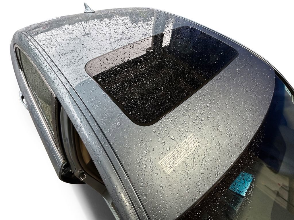 Used 2011 Hyundai Genesis 4.6 image 12