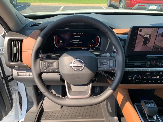 New 2026 Nissan Pathfinder Platinum AWD/4WD image 26