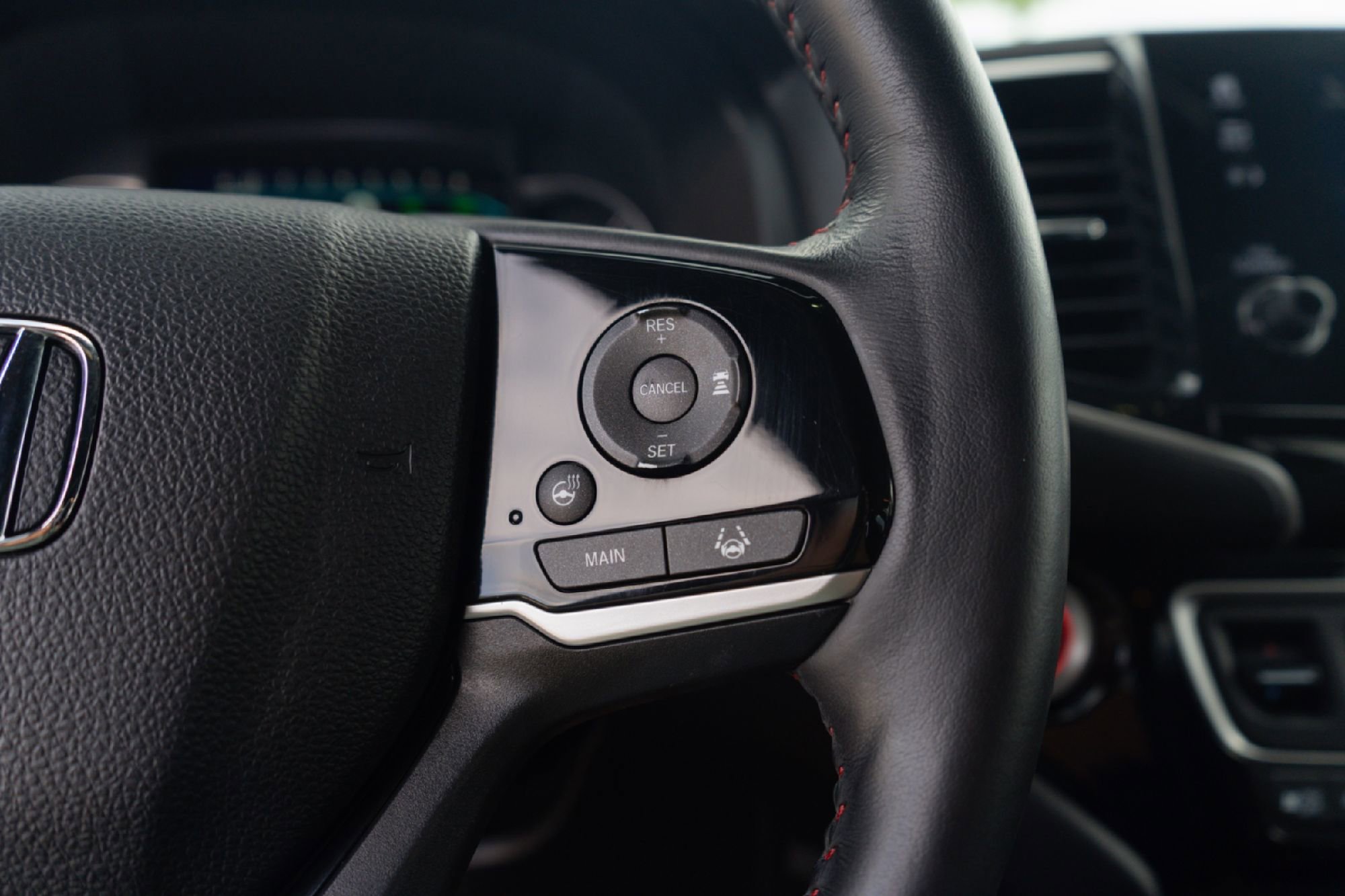 Used 2020 Honda Pilot Black Edition image 11