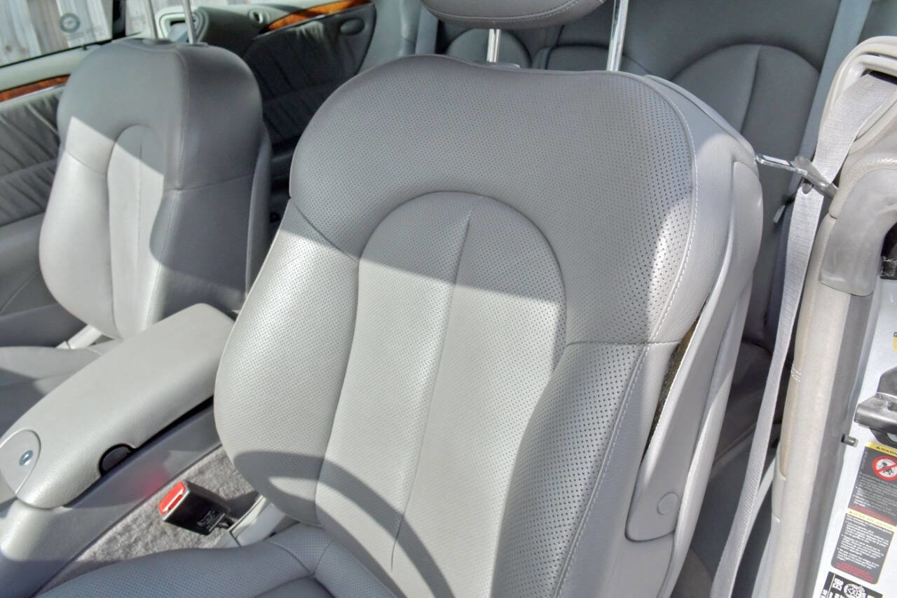 Used 2006 Mercedes-Benz CLK 350 Cabriolet image 13