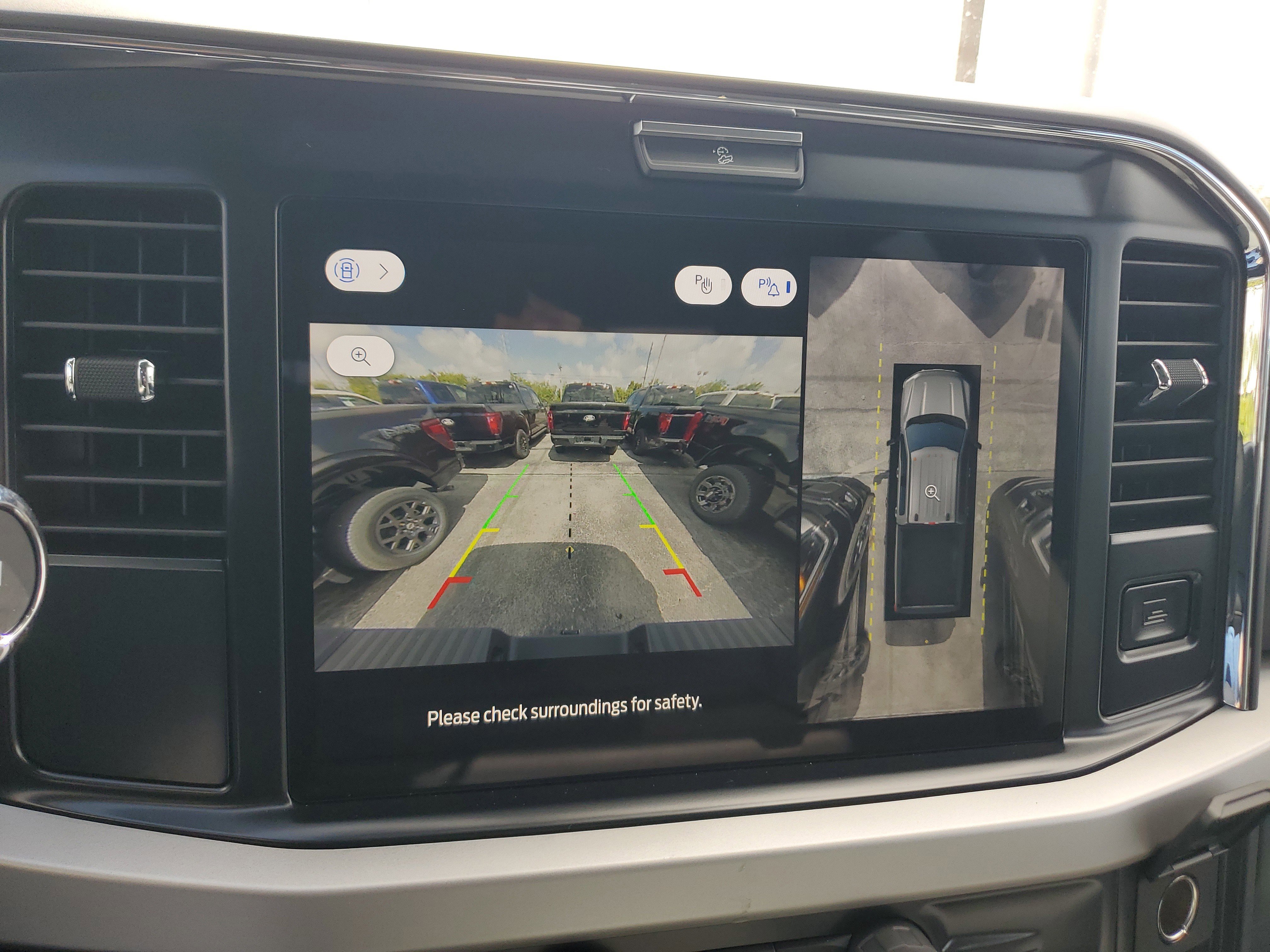 New 2026 Ford F250 XLT w/ XLT Premium Package image 18