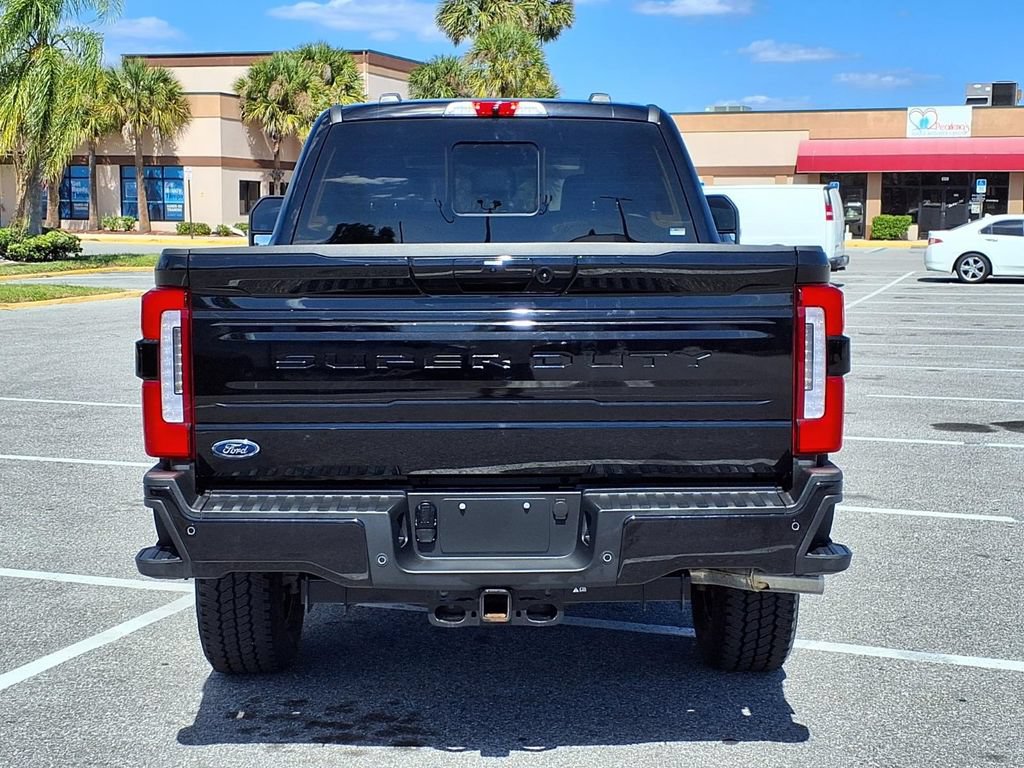 Used 2025 Ford F350 Platinum w/ FX4 Off-Road Package AWD/4WD image 6