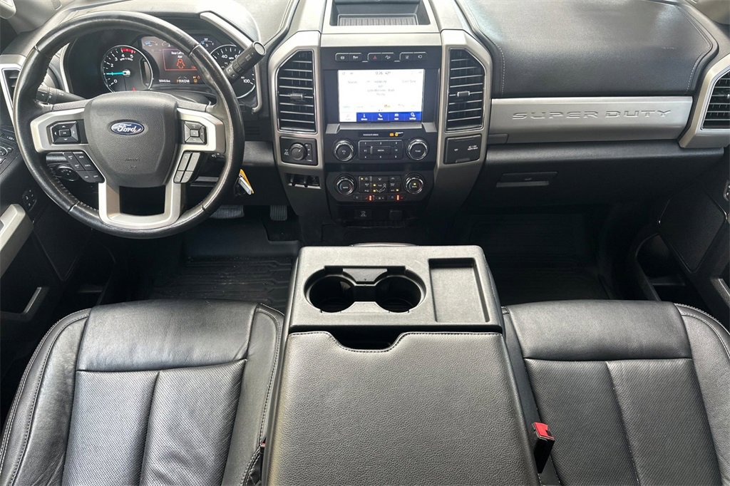 Used 2020 Ford F350 Lariat w/ Chrome Package image 14
