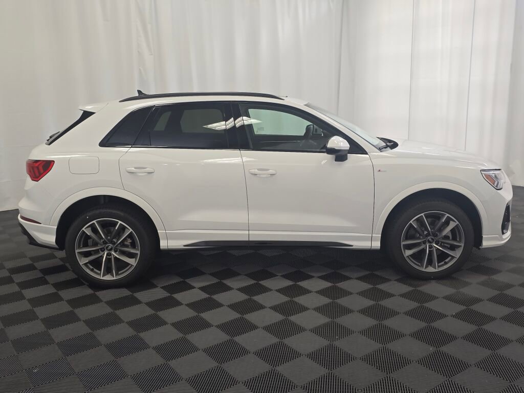New 2025 Audi Q3 2.0T Premium image 7