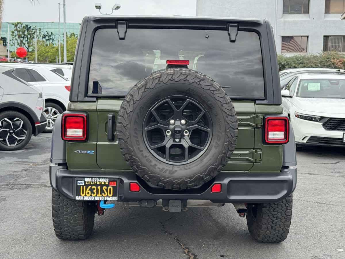Used 2024 Jeep Wrangler Unlimited AWD/4WD image 14