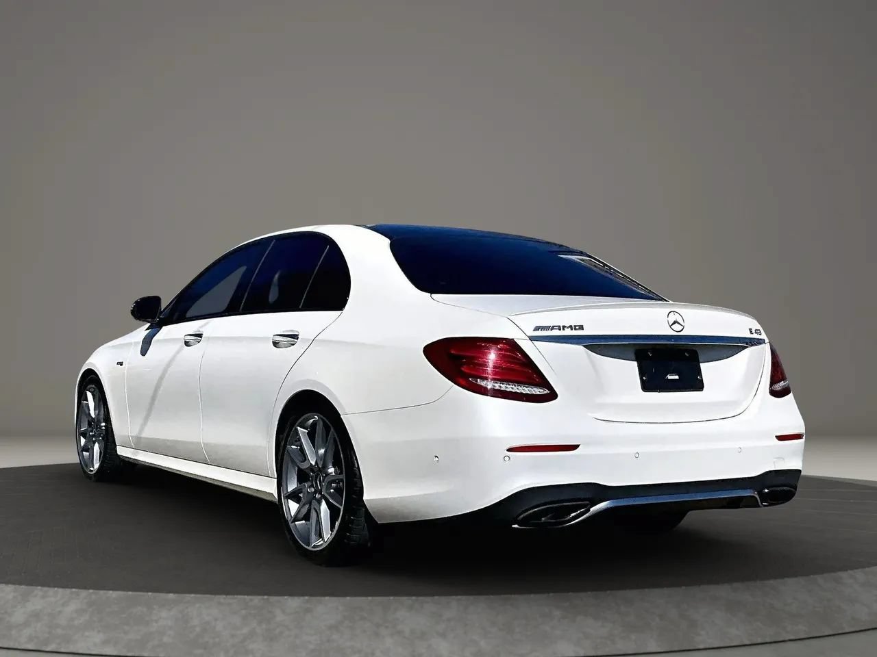 Used 2018 Mercedes-Benz E 43 AMG 4MATIC Sedan image 3
