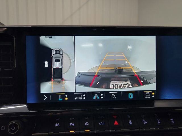 Used 2023 Chevrolet Silverado 1500 ZR2 w/ Technology Package AWD/4WD image 21