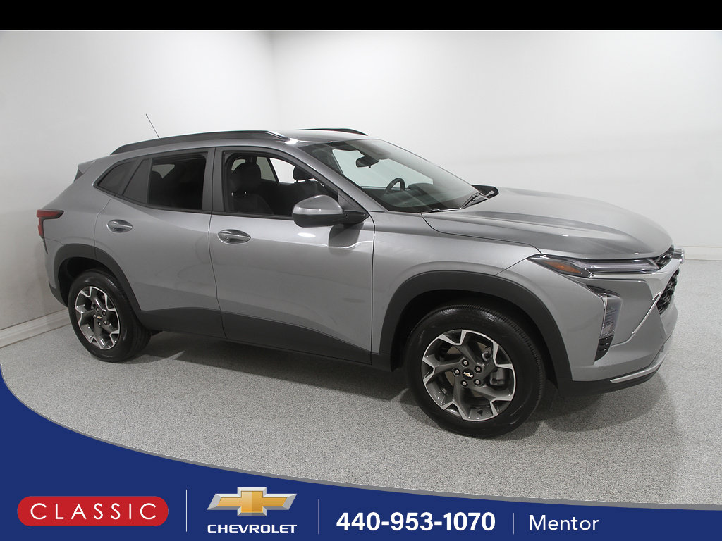Used 2025 Chevrolet Trax LT w/ LT Convenience Package