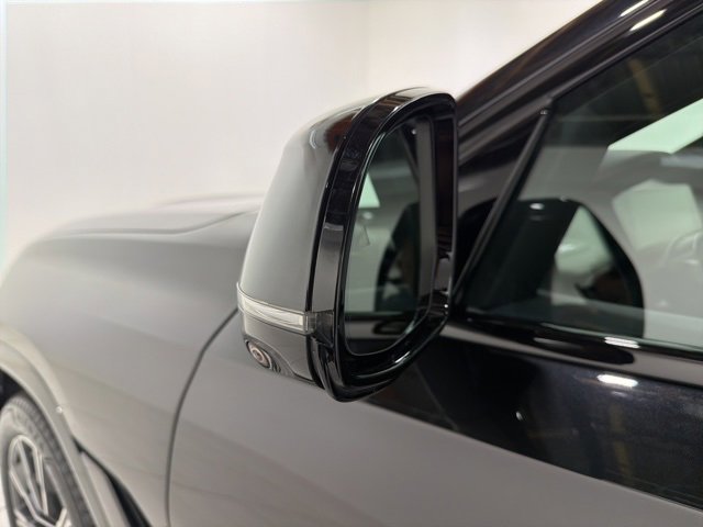 Certified 2023 BMW X6 xDrive40i w/ Executive Package image 9