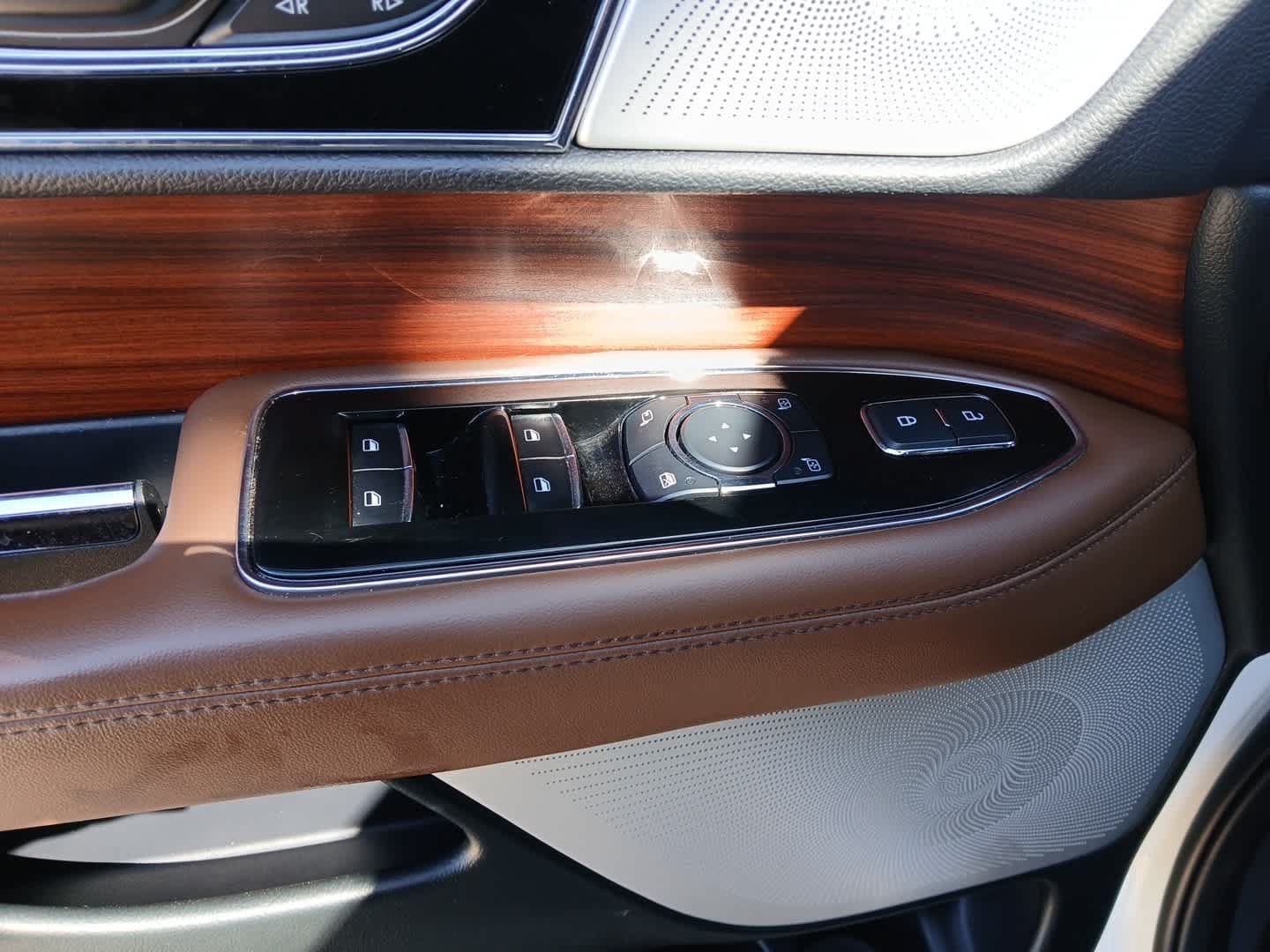 Used 2024 Lincoln Navigator Reserve AWD/4WD image 14