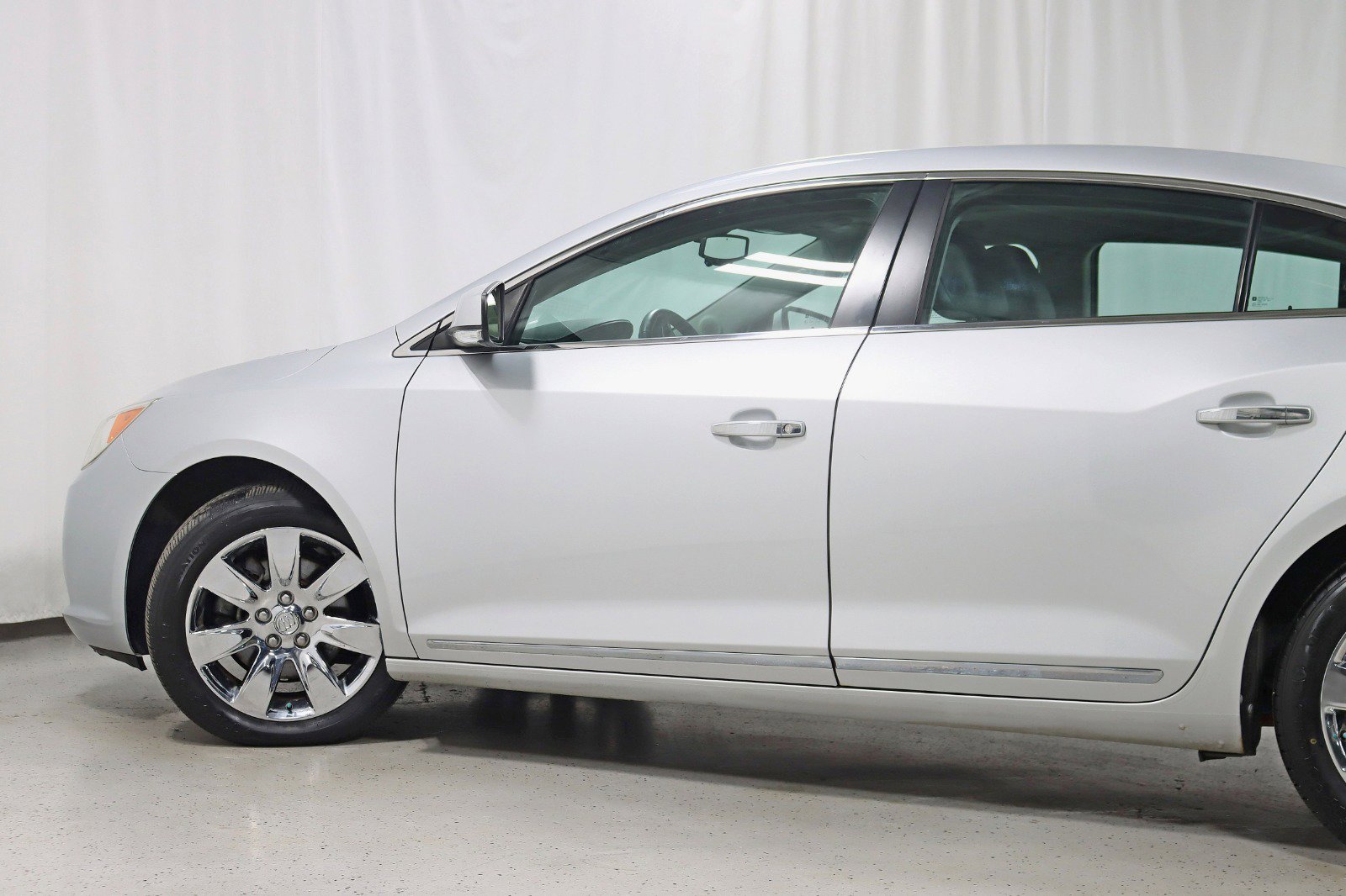 Used 2012 Buick LaCrosse Premium image 11