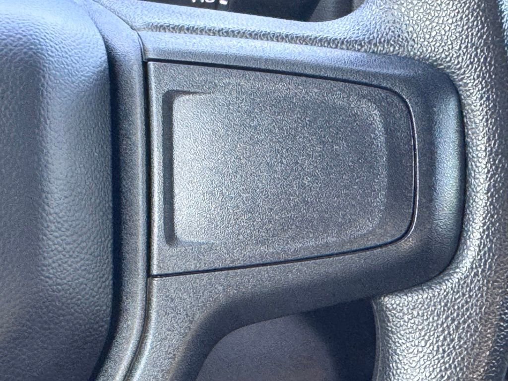 Used 2023 Chevrolet Silverado 1500 Custom image 27