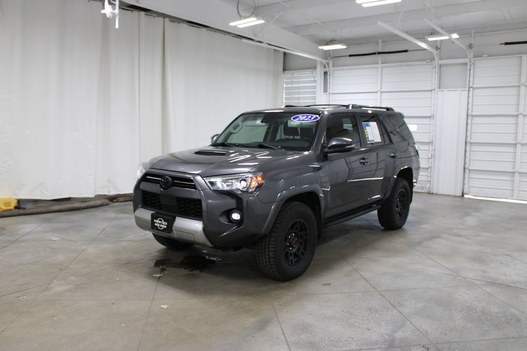 Used 2023 Toyota 4Runner TRD Off-Road Premium AWD/4WD image 4