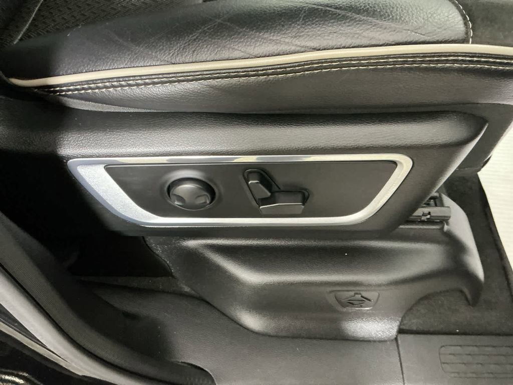 Used 2023 RAM 1500 Laramie image 8
