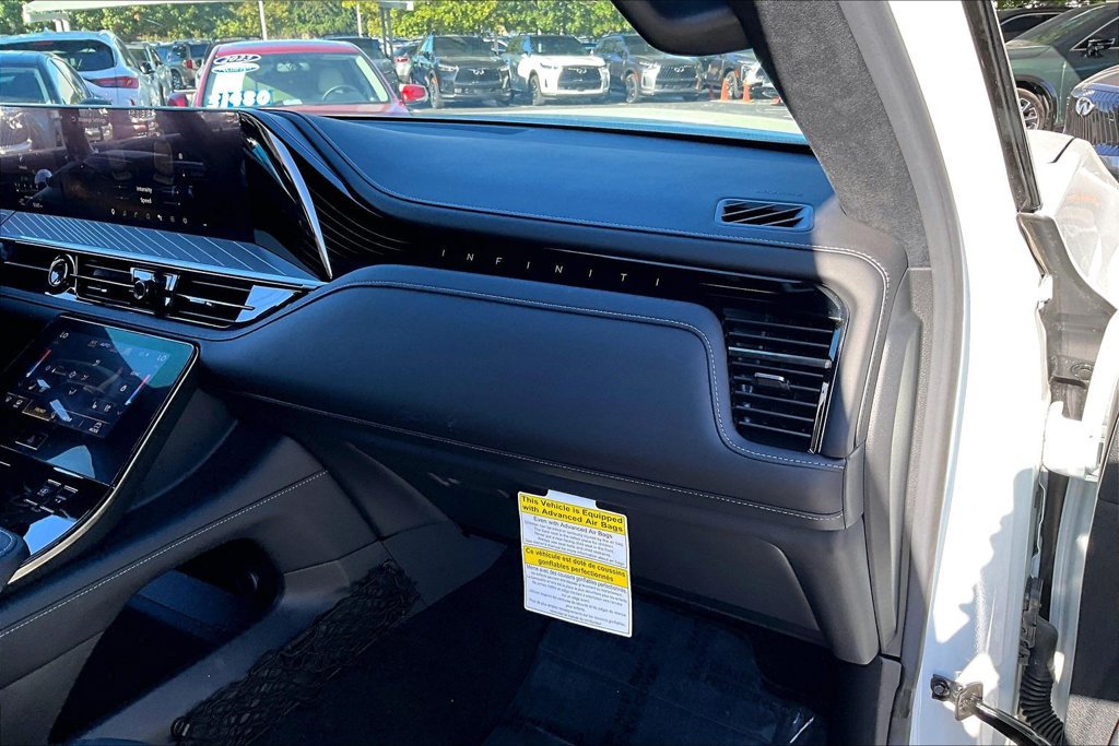 Used 2026 INFINITI QX80 Autograph w/ Premium Cargo Package AWD/4WD image 19