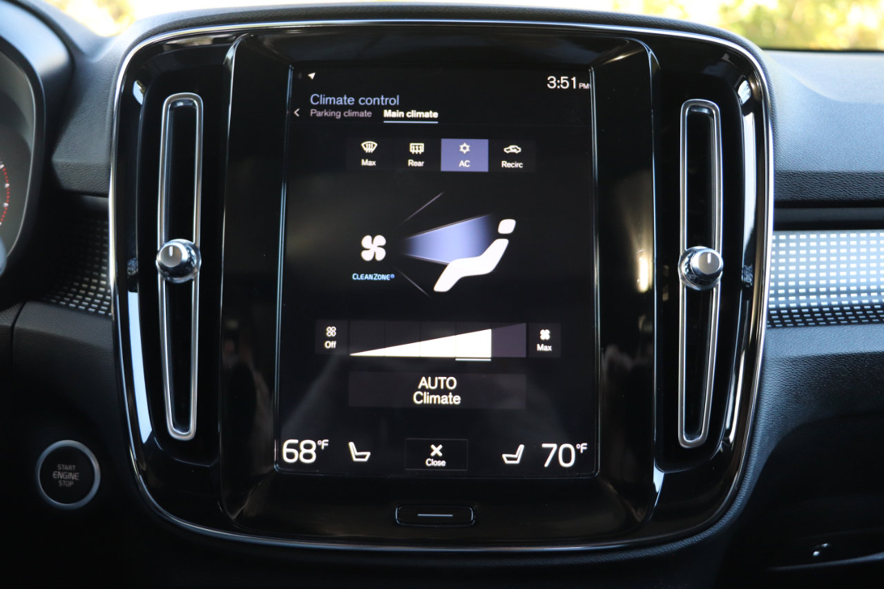 Used 2020 Volvo XC40 T5 R-Design image 27