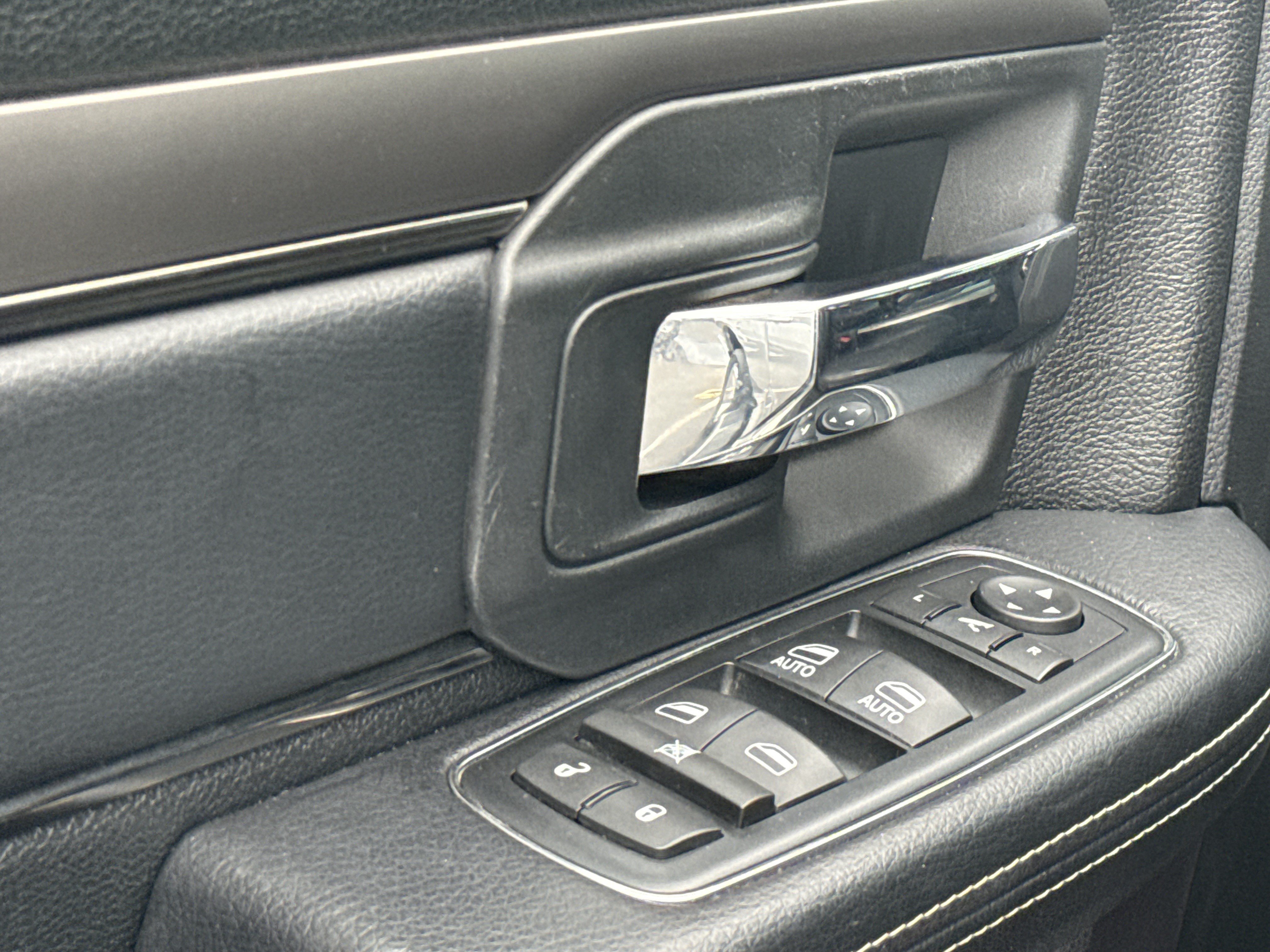 Used 2016 RAM 1500 Sport AWD/4WD image 15