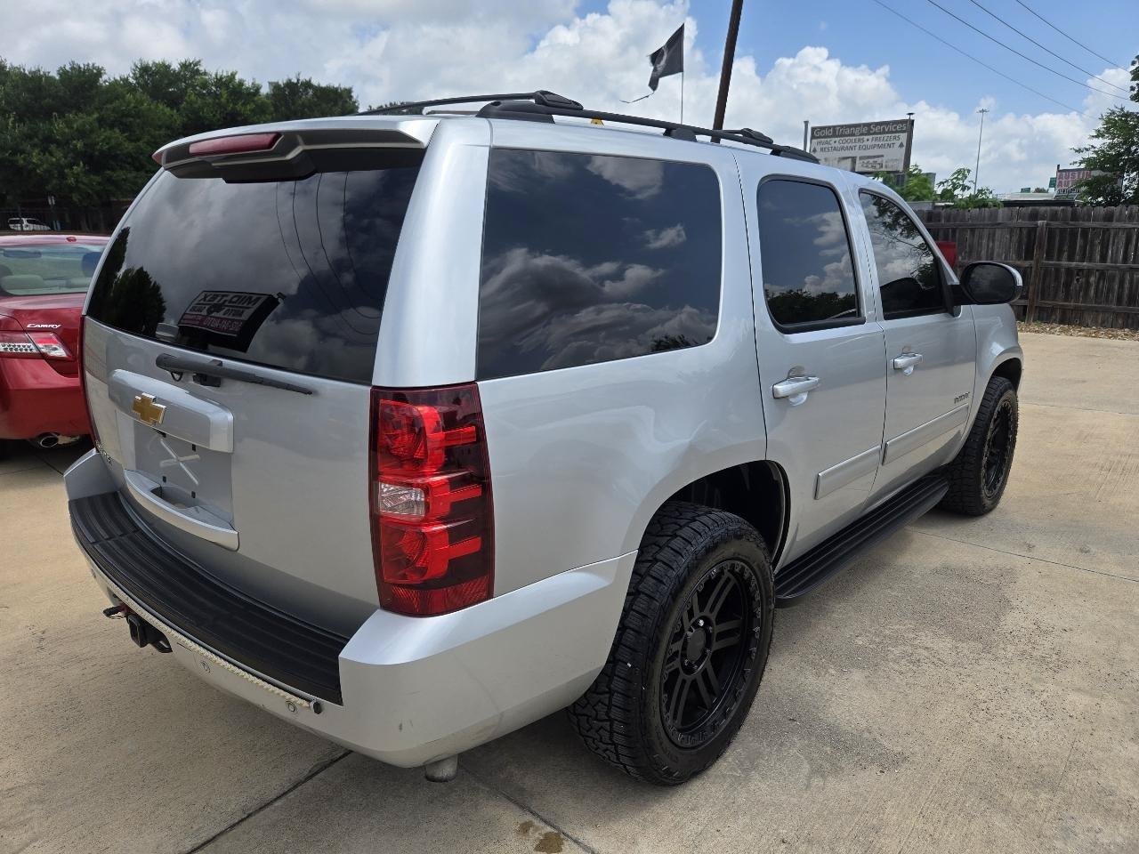 Used 2014 Chevrolet Tahoe LS RWD image 8
