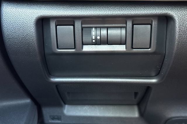 Used 2026 Subaru Forester AWD/4WD image 30