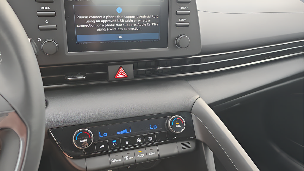 New 2026 Hyundai Elantra Sport w/ Cargo Package FWD image 21