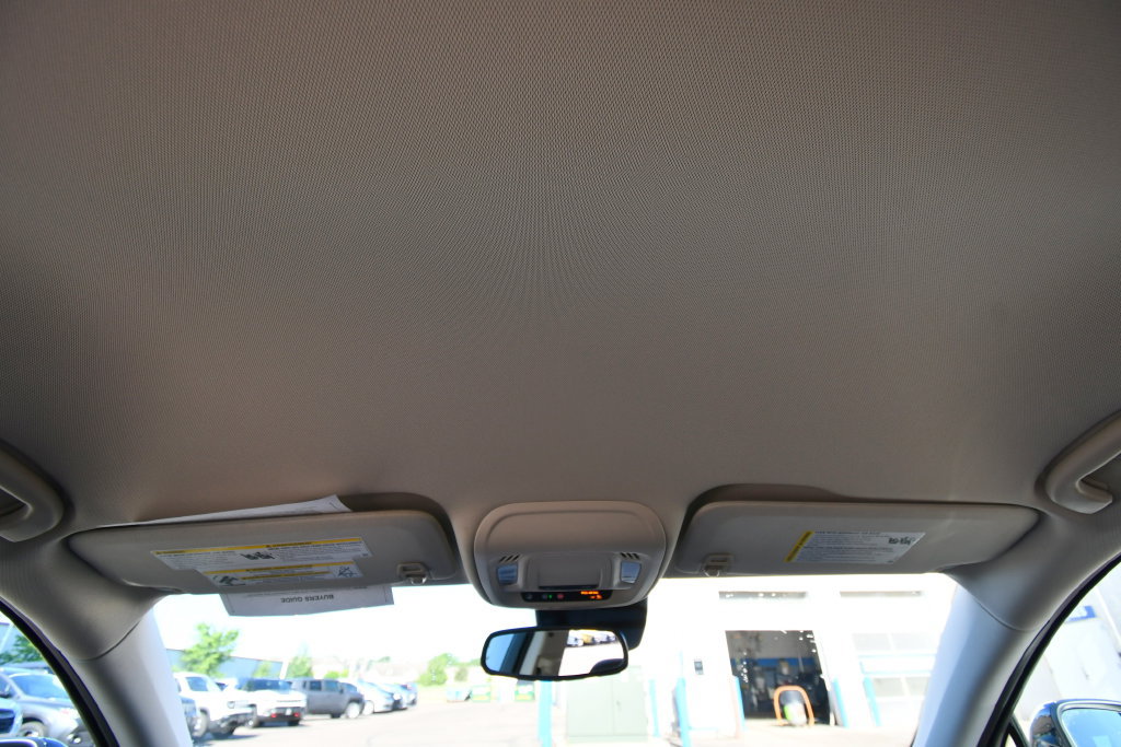 Used 2023 Buick Envision Essence AWD/4WD image 17