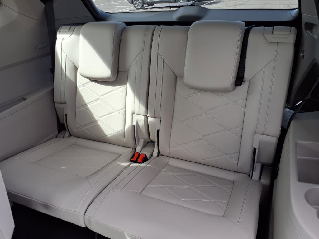 New 2026 Volkswagen Atlas SE image 12