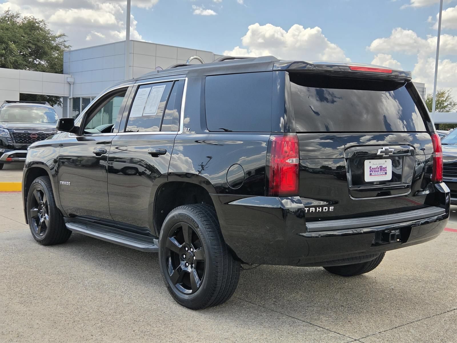 Used 2017 Chevrolet Tahoe LT w/ LT Midnight Edition RWD image 7
