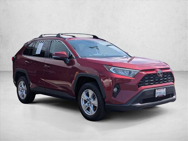 Used 2019 Toyota RAV4 XLE w/ Convenience Package FWD video 3