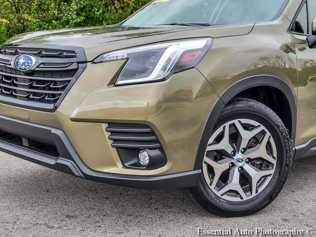 Certified 2024 Subaru Forester Premium AWD/4WD image 3