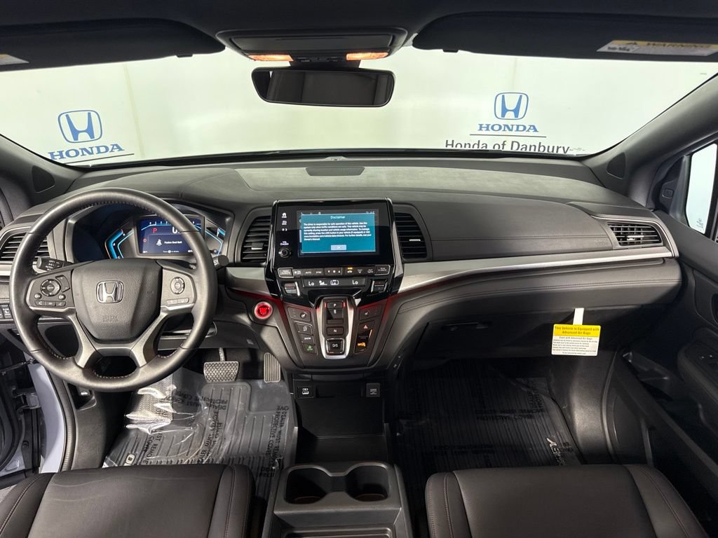 Used 2024 Honda Odyssey Sport image 16
