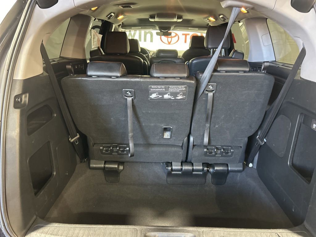 Used 2022 Honda Odyssey Touring image 19