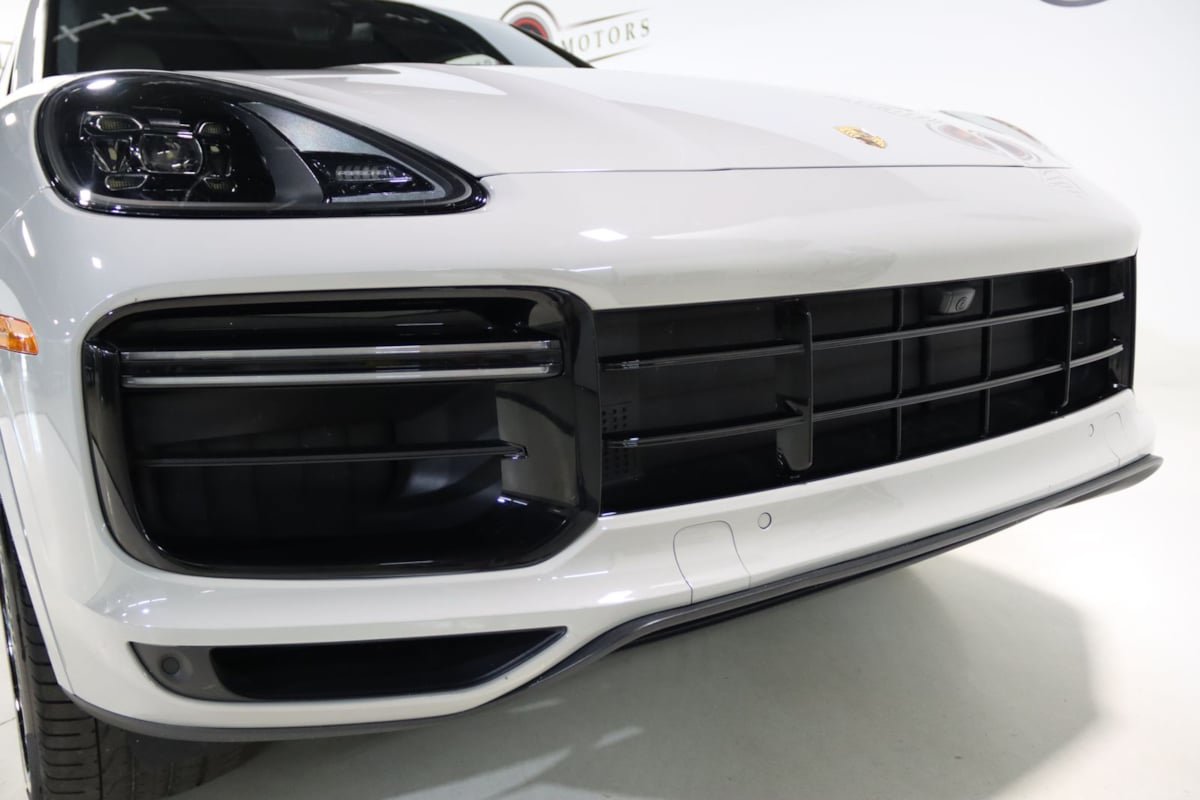 Used 2020 Porsche Cayenne Turbo AWD/4WD image 37